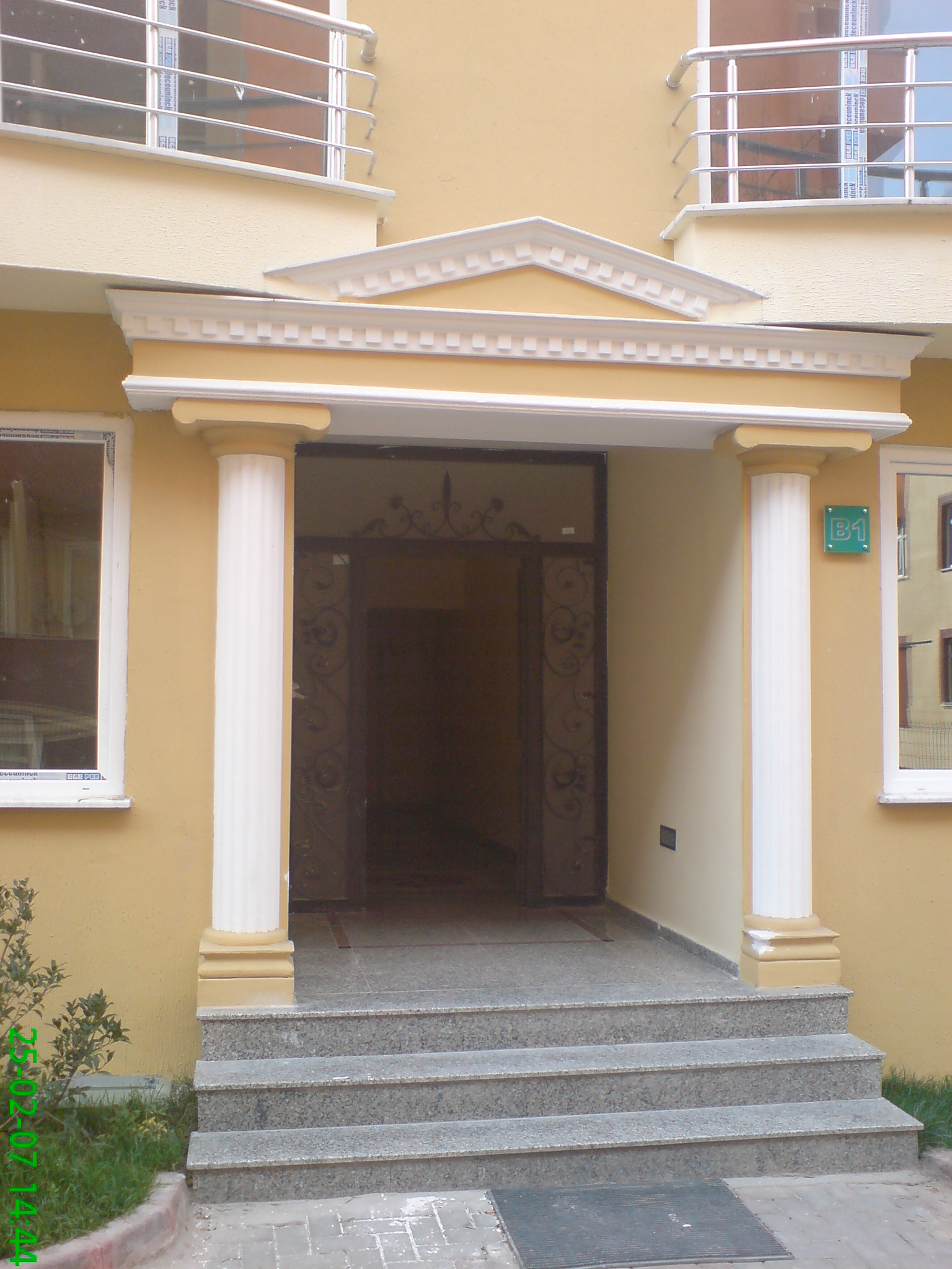 2006 KAPI TASARIMI